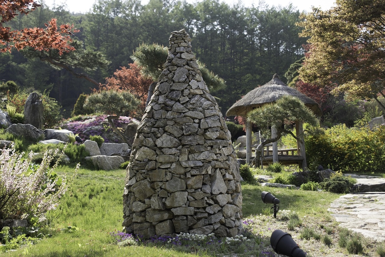 Giardino formale con siepi geometriche a Firenze